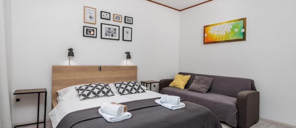 Apartments Rosovic J&C, 莫什切尼奇卡德拉加 — 照片 1