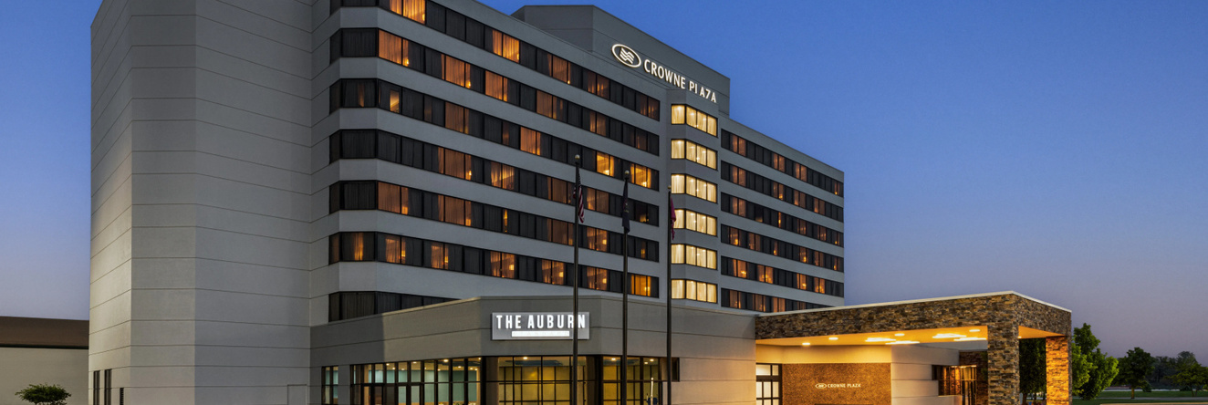 Crowne Plaza Auburn Hills by IHG, 奥本希尔斯 — 照片 1