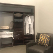 Bed & Barrel at Stonehouse Cellars, 克利尔莱克奥克斯 — 照片 5