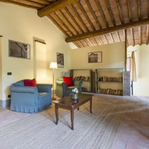 ALTIDO Country 2 BR Villa with Olive Garden and Pool, Pescaglia — photo 2