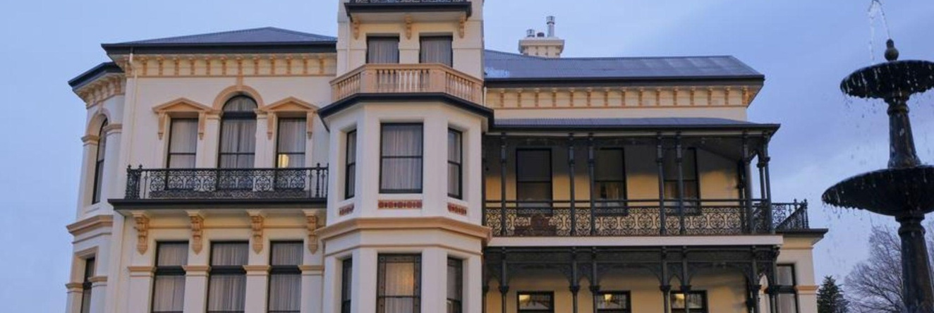 Maylands Lodge, New Town — photo 1