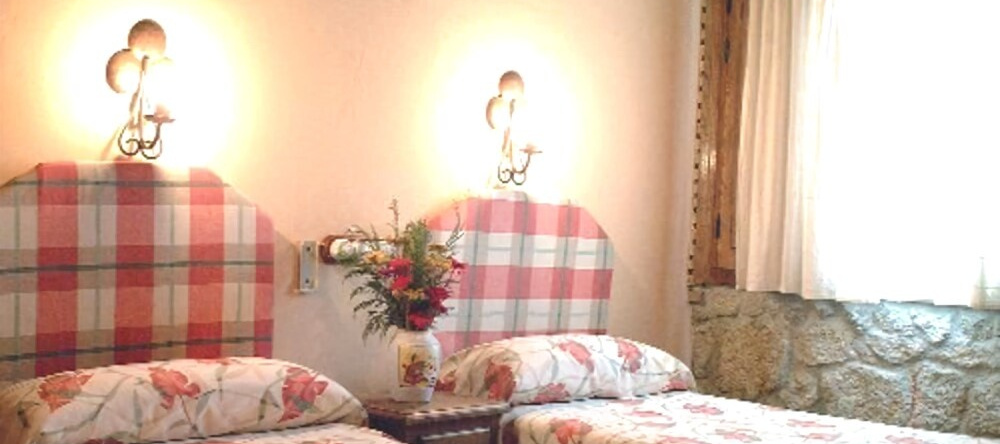Hotel Rural Las Praderas, 波亚莱斯-德尔-奥约 — 照片 1