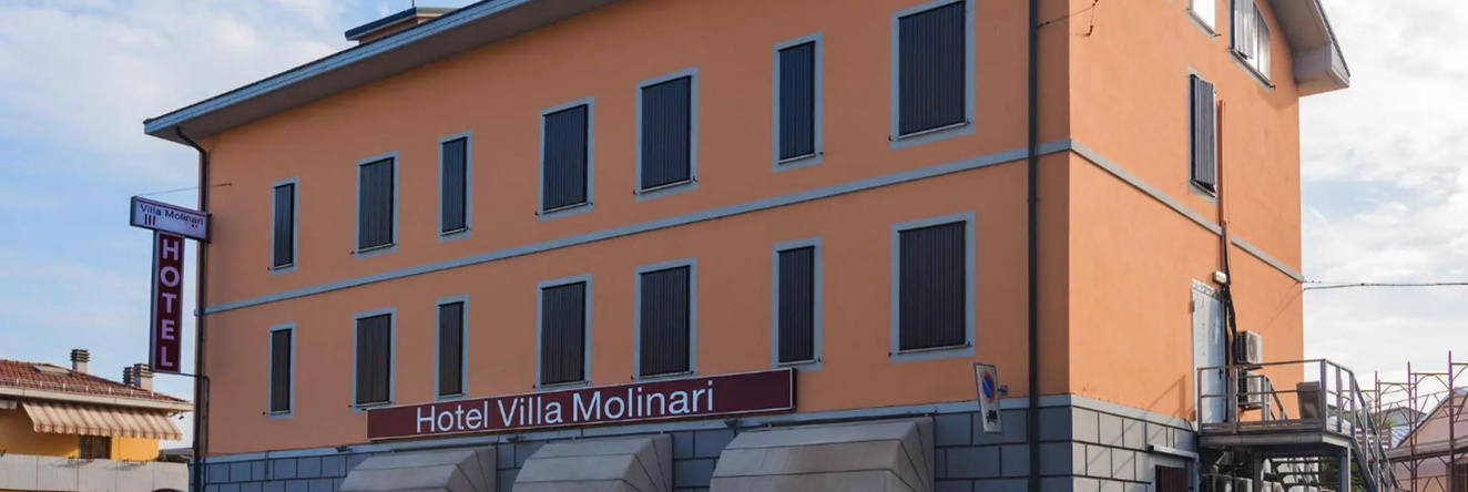 Hotel Villa Molinari, Коллеккьо — фото 1