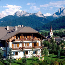 Hotel Garní Sunnleit´n, 蒙圭尔福-泰西多 — 照片 3
