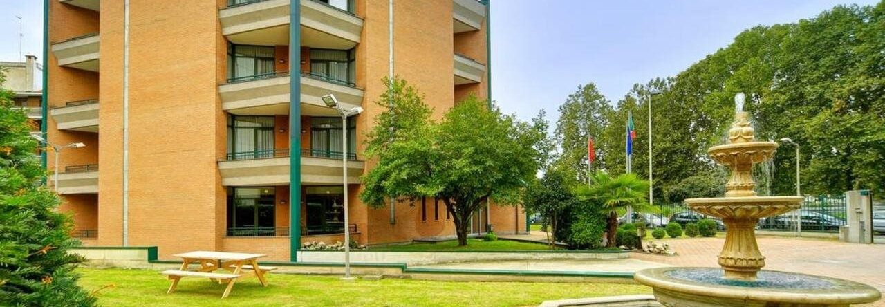 Milano Re Hotel, 奇尼塞洛巴尔萨莫 — 照片 1