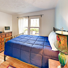 216 Pimlico Pond Road Home 3 Bedrooms 2 Bathrooms Home, Mashpee — photo 5