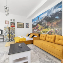 Yellow Apartment in Bytom by Renters, Bytom — photo 2