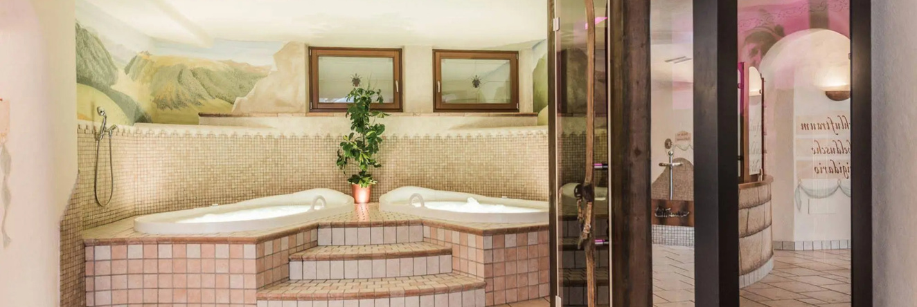 Alpine Nature Hotel Stoll, 瓦莱迪卡西耶斯 — 照片 1
