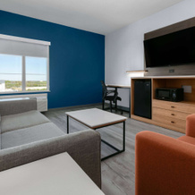La Quinta Inn & Suites by Wyndham Ft. Worth - Burleson, 贝尔莱松 — 照片 3