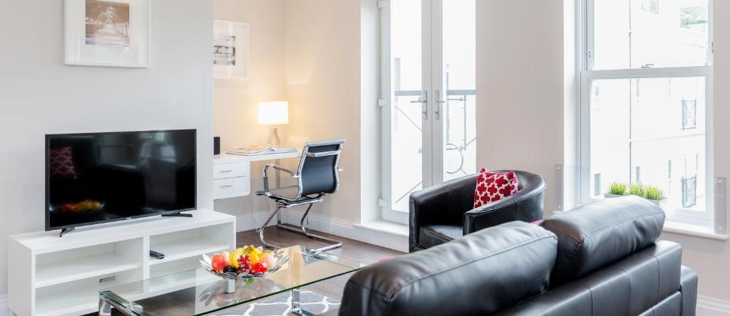 Roomspace Serviced Apartments - Trinity House, Reigate — photo 1