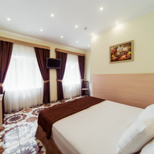 Lermontov Hotel, 辛菲罗波尔 — 照片 2