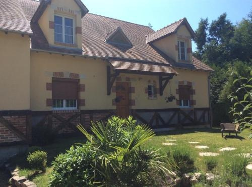 Le Pré Joly, Jouy-le-Potier — photo 1