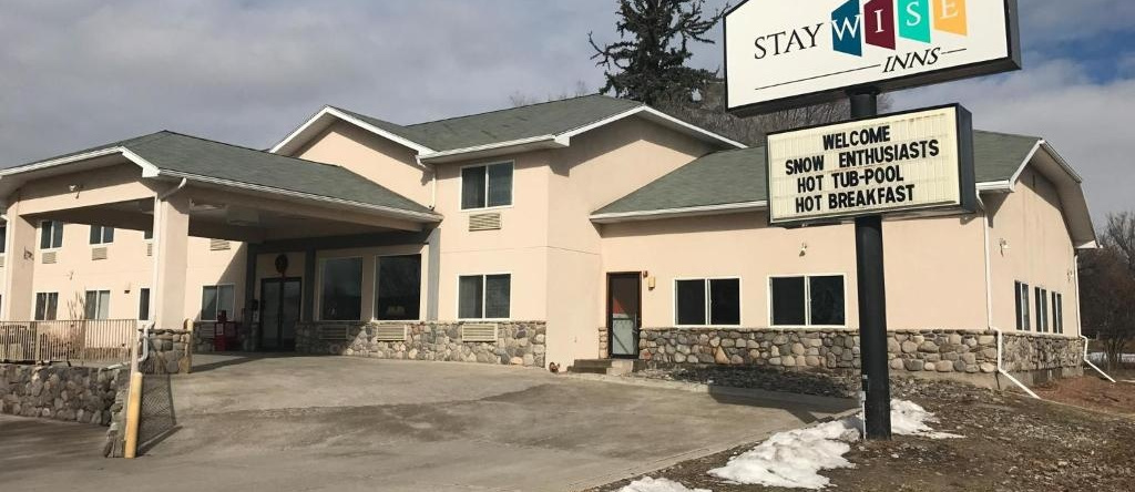 Stay Wise Inn Cedaredge, Сидэредж — фото 1