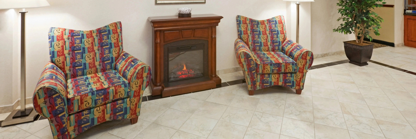 Holiday Inn Express Hotel & Suites Decatur By Ihg, Декатур — фото 1