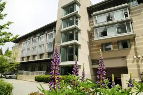 Carey Centre, 深湾 — 照片 1