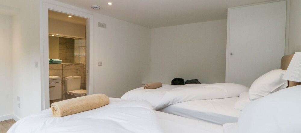 14 Waterside Lodges, 布莱豪斯 — 照片 1