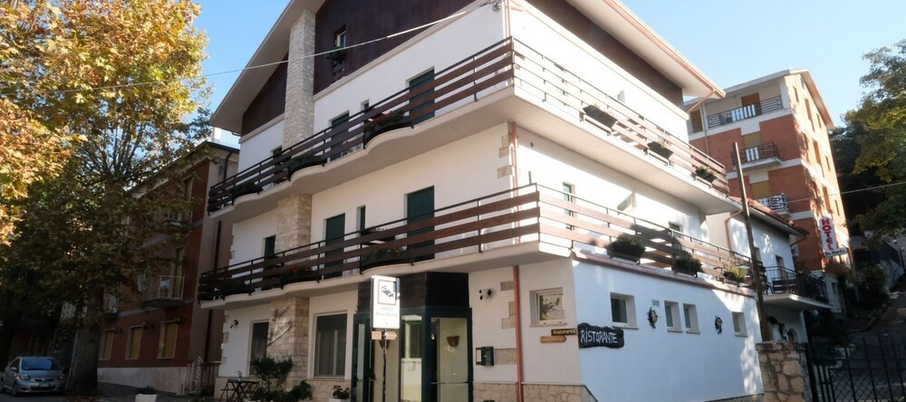 Hotel Pescofalcone, Караманико-Терме — фото 1