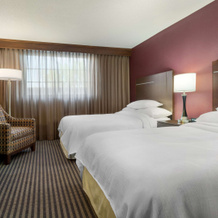 Embassy Suites Hotel Des Moines Downtown, Des Moines — photo 2