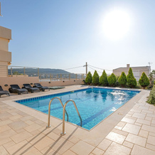 Spacious Villa in Saronida With Swimming Pool, 萨罗尼科斯 — 照片 4