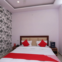 Oyo 22079 Hotel Blueberry, Фаридабад — фото 4