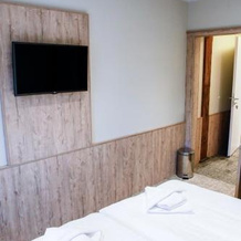 Hunor Hotel és Étterem, Vasarosnameny — photo 2