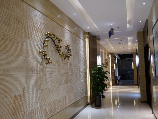 Zhong  hua Jun Hot Spring Resort, Weinan — photo 1