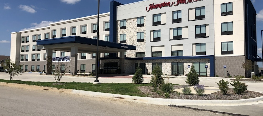 Hampton Inn & Suites Pekin Peoria Area, Пекин — фото 1