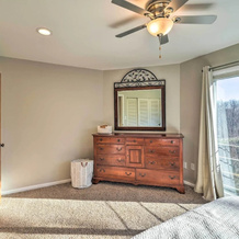 Lovely Iowa City Townhome ~ 3 Mi to Dtwn!, Iowa City — photo 3