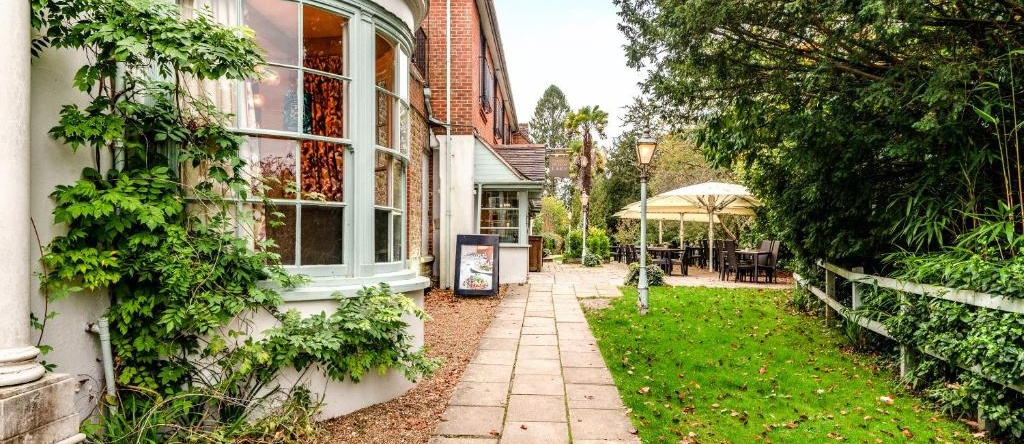 Innkeepers Lodge Godalming, Годалминг — фото 1
