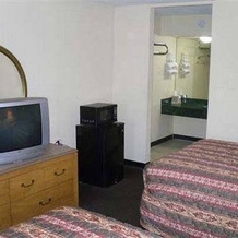 Budget Inn - Gastonia, Гастония — фото 3
