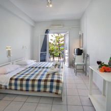 Hotel Athina, 卡拉沃米洛斯 — 照片 3