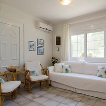 Amazing Villa with a large yard, 新弗洛吉塔 — 照片 2