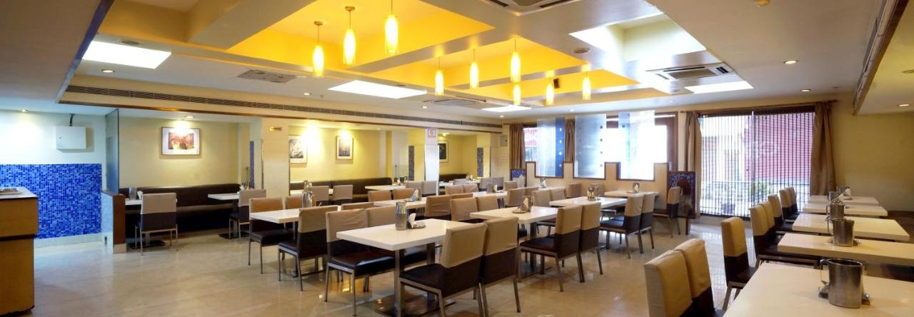 Hotel Geetha Regency, 贡图尔 — 照片 1