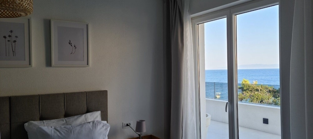 Exclusive Seafront Suites with hot tub, 扎瓦拉 — 照片 1