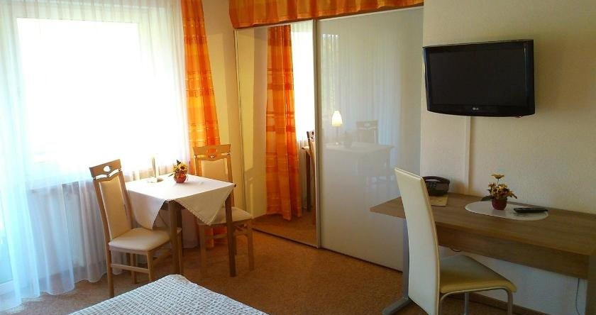 Gasthof Hotel Schwarzes Roß, 菲希特尔山区巴特贝内克 — 照片 1