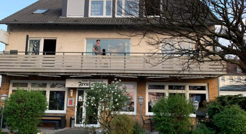 Café Freudenstein, 洛费尔登 — 照片 1