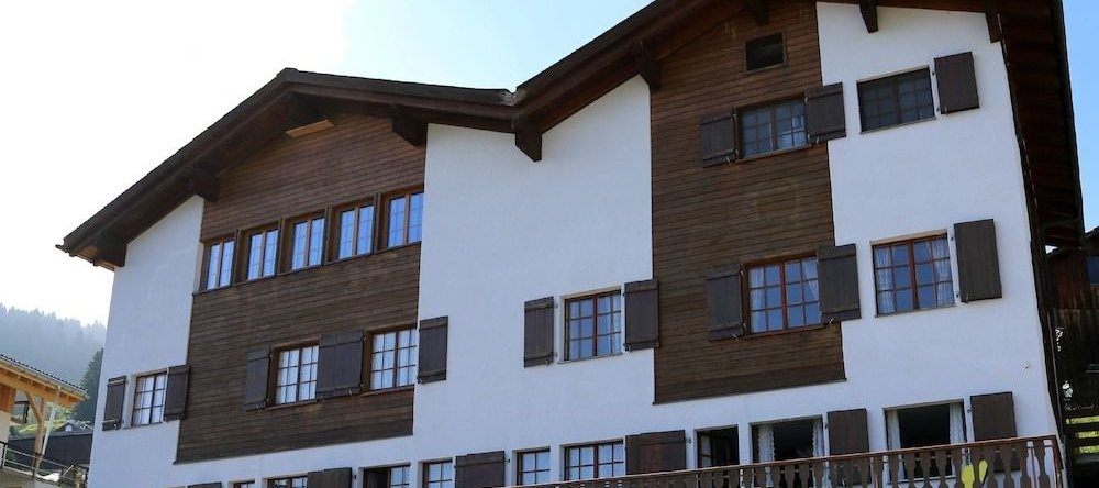 Hotel Restaurant Surselva, Суркуольм — фото 1