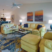 3 Mi to Beaches: Naples Condo w/ Pool Access!, 东那不勒斯 — 照片 3