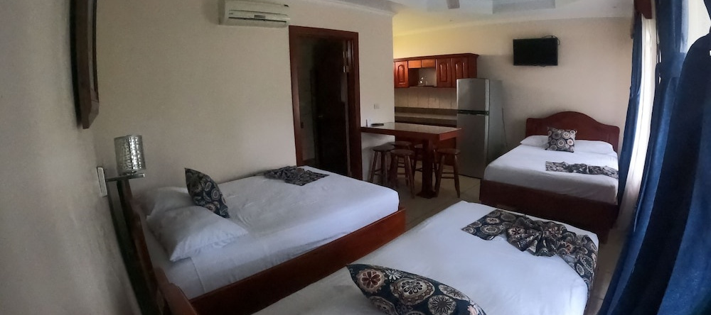 Hotel Sueño Real Rio Celeste, 里奥塞莱斯特 — 照片 1
