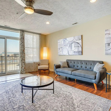 Downtown St Joseph Condo W/ Balcony & Harbor View, Сент-Джозеф — фото 3