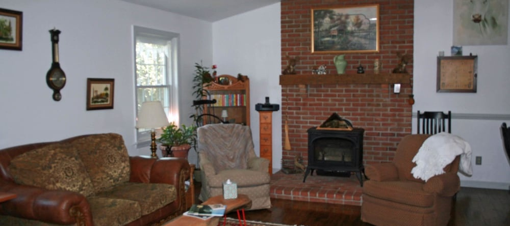 Carriage Corner Bed & Breakfast, Gordonville — photo 1