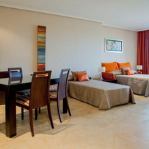 Hotel Y Apartamentos Quinto Cecilio, Medellin — photo 2
