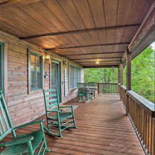 Tranquil Hendersonville Cabin W/ Mountain Views!, Гертон — фото 5