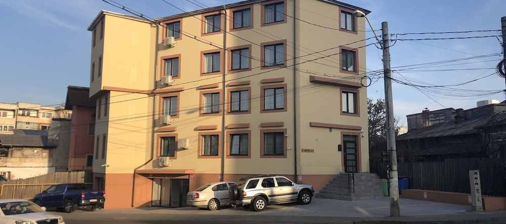 Dany Luxury Apartment, 皮特什蒂 — 照片 1
