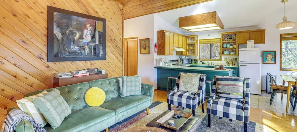 Idyllwild Cabin W/ Deck & Tahquitz Peak Views, Айдилуайлд — фото 1