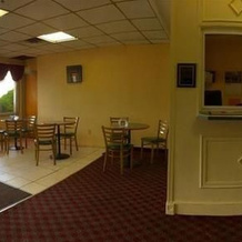 Quality Inn Airport, Wyomissing — photo 2