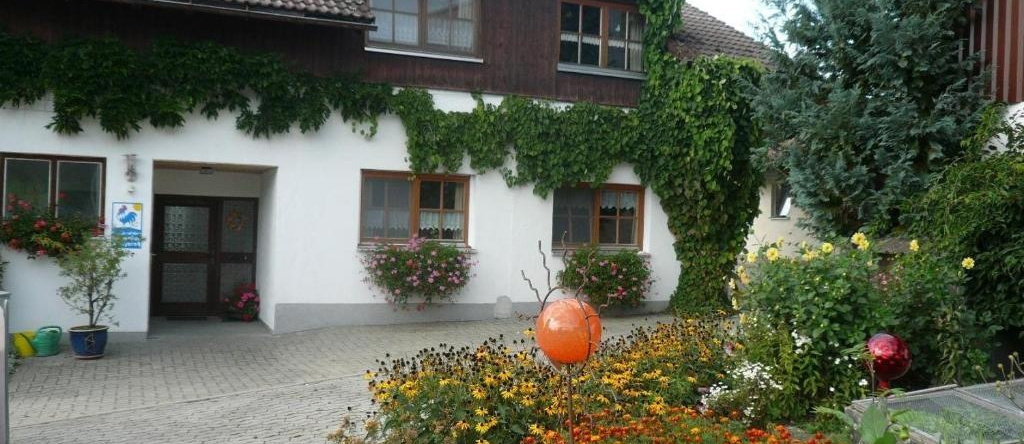 Ferienhof Fink - Ferienwohnung Sonnenblume, Opfenbach — photo 1