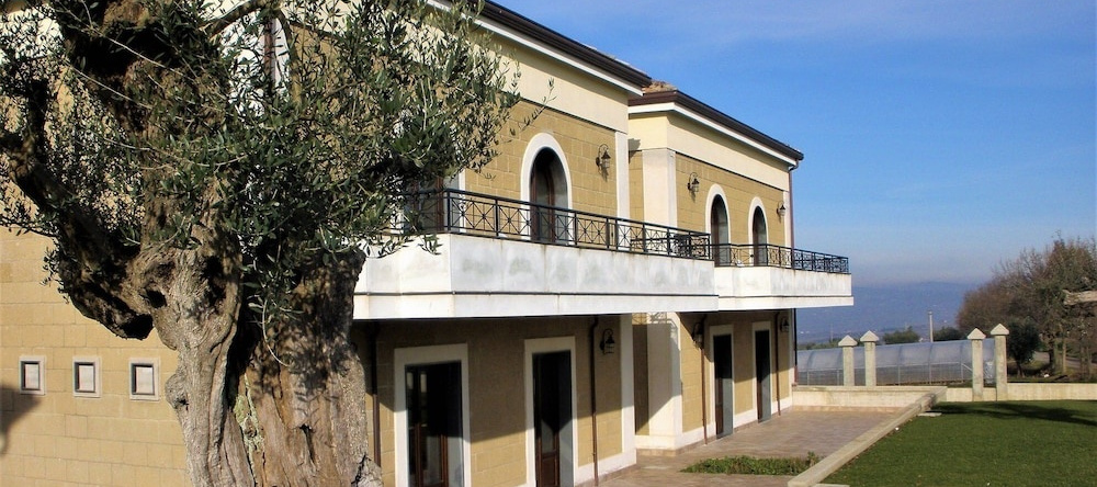 La Vecchia Torre, San Nicola Manfredi — photo 1