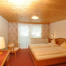 Haus am Waldrand, 巴赫 — 照片 5
