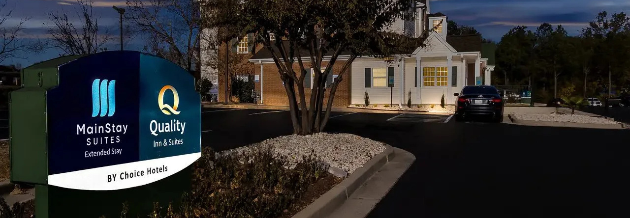 Quality Inn & Suites Columbia Harbison, Columbia — photo 1